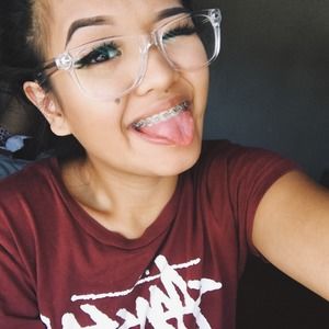 Meet your Posher, Charlize